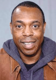 Comfort Comedy Headliner → Besser Entertainment Comfort Comedy Headliner