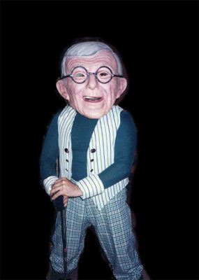 Photo-picture-image-george-burns-celebrity-head-look-alike-lookalike-impersonator-george77 → Besser Entertainment george burns celebrity look alike impersonator celebrity big head