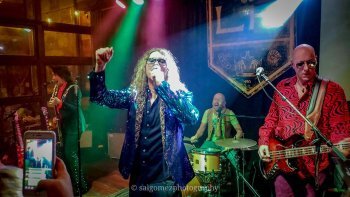 UP-BEAT tribute band　LEGENDARY SONGS The BEST ZZ TOP Tribute Band? - YouTube