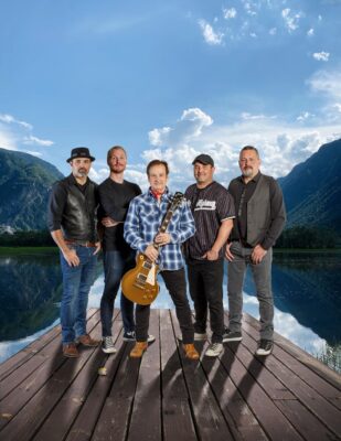 Credence Clearwater Revival Tribute Band-photo-picture-image-1 → Besser Entertainment Credence Clearwater Revival Tribute Band-photo-picture-image